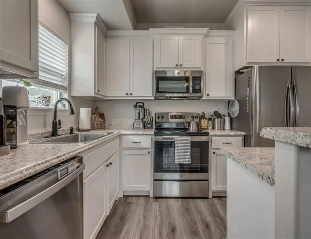 Photo 6 — 1867 Comice Drive, Newcastle, OK 73065