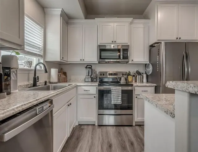 Photo 6 — 1867 Comice Drive, Newcastle, OK 73065