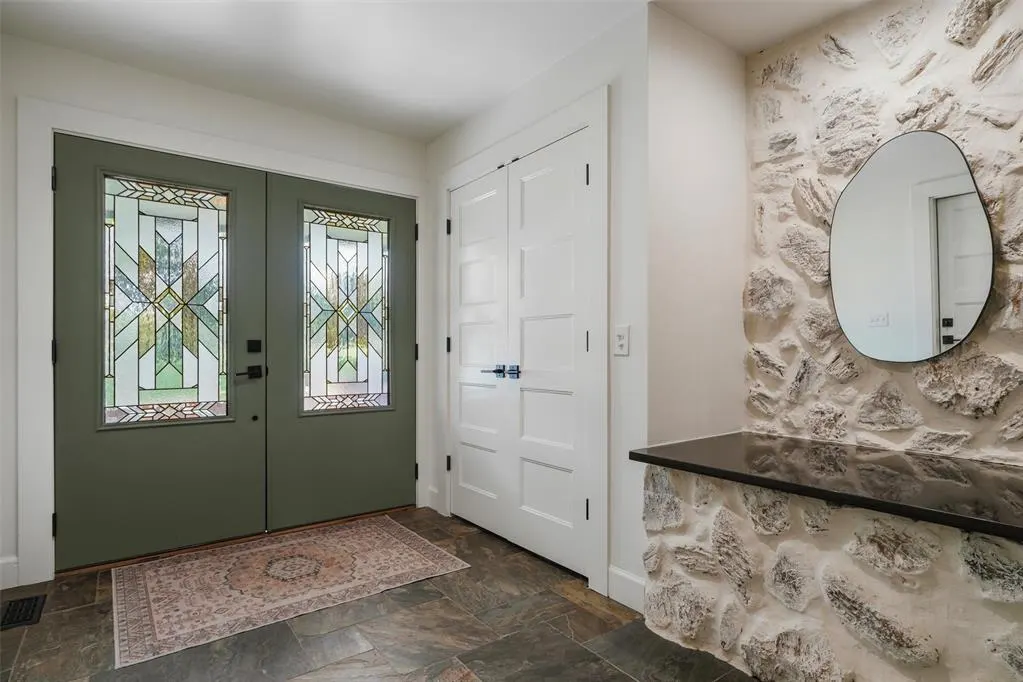 Photo 5 — 2901 NE 120th Street, Oklahoma City, OK 73131