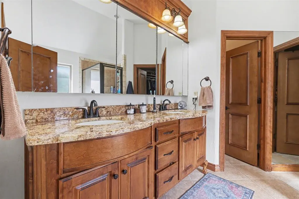 Photo 14 — 7416 NE 133rd Street, Edmond, OK 73013
