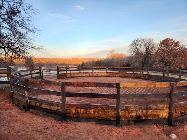 Photo 3 — 14920 N Harrah Road, Luther, OK 73054