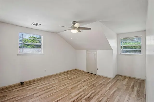 Photo 7 — 2216 Laneway Drive, Oklahoma City, OK 73159
