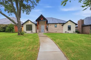 Sold home at 808 NW 141 Street