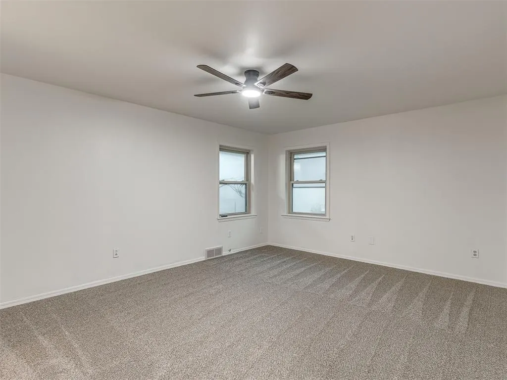 Photo 17 — 824 N Main Street, Blanchard, OK 73010