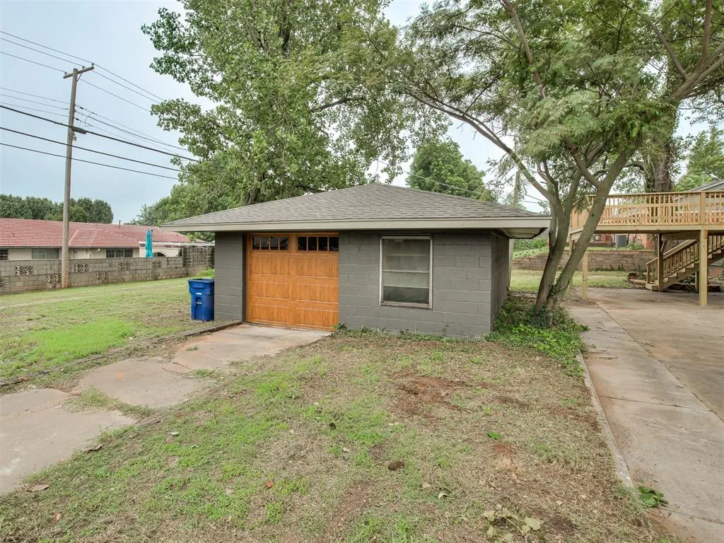Photo 39 — 824 N Main Street, Blanchard, OK 73010