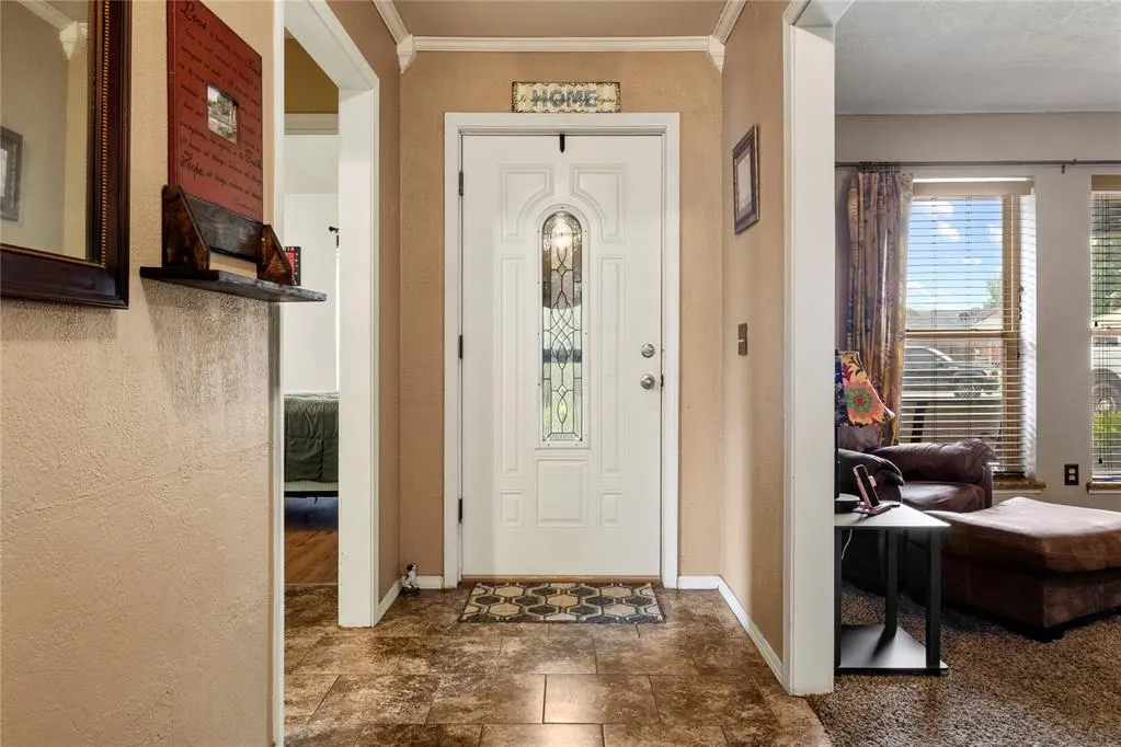 Photo 5 — 1631 Deputy Drive, Clinton, OK 73601