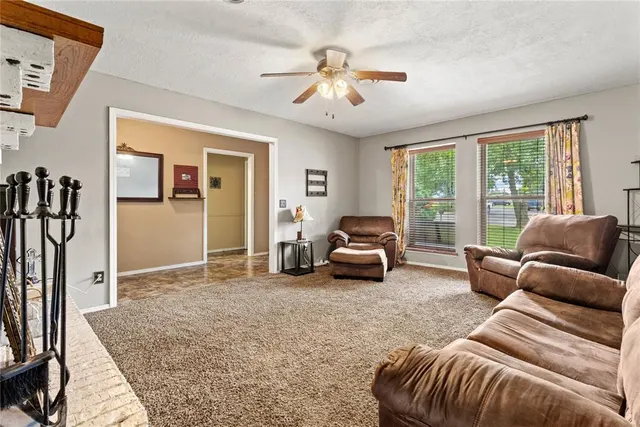 Photo 7 — 1631 Deputy Drive, Clinton, OK 73601