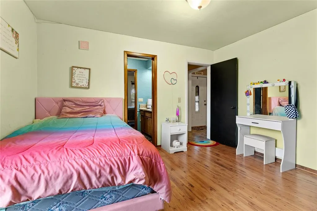 Photo 20 — 1631 Deputy Drive, Clinton, OK 73601