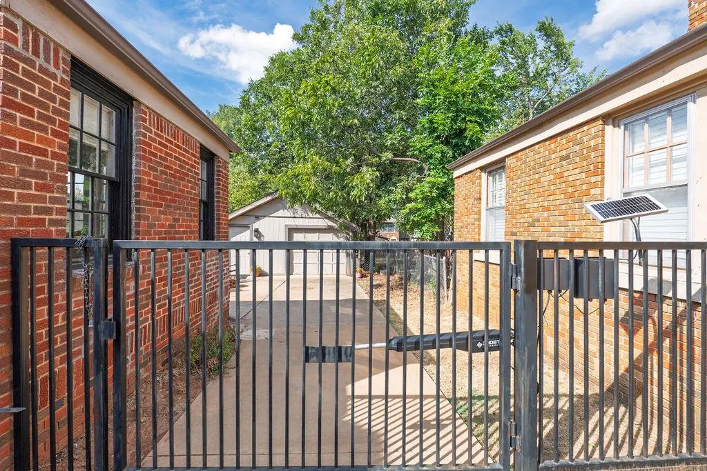 Photo 3 — 2125 NW 26th Street, Oklahoma City, OK 73107