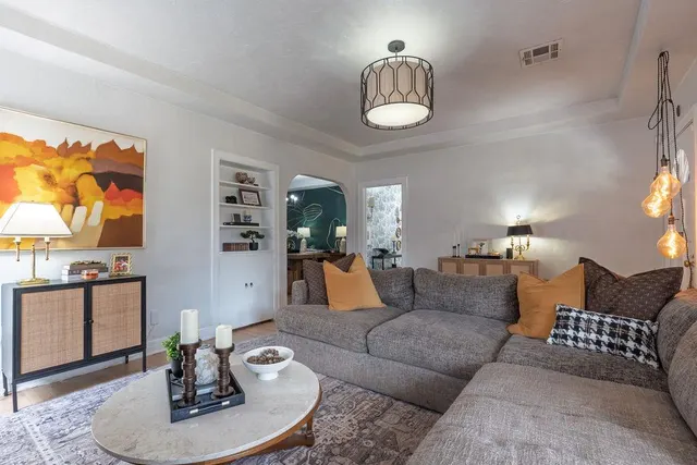 Photo 5 — 2125 NW 26th Street, Oklahoma City, OK 73107