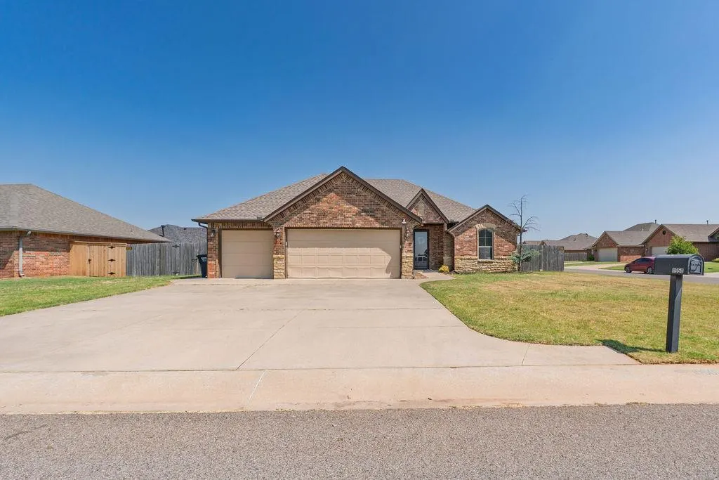 Photo 40 — 1950 Timber Dale Drive, Shawnee, OK 74804
