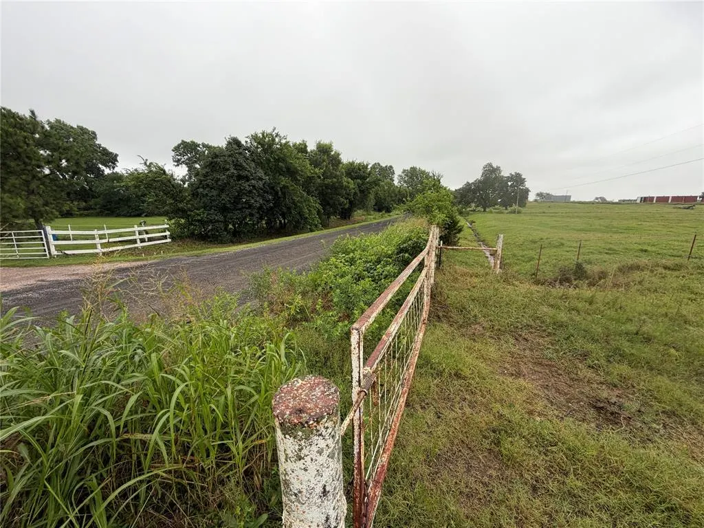 Photo 14 — 00 EW 1170 Road, Earlsboro, OK 74840