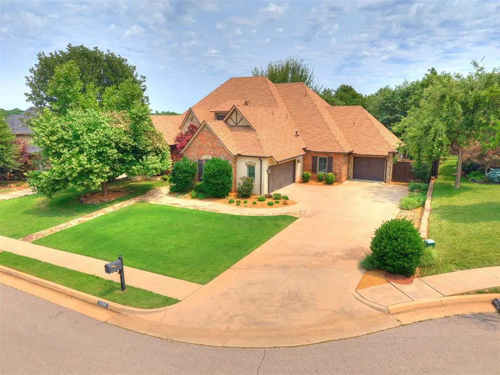 Photo 4 — 1108 Iron Bridge Court, Edmond, OK 73034