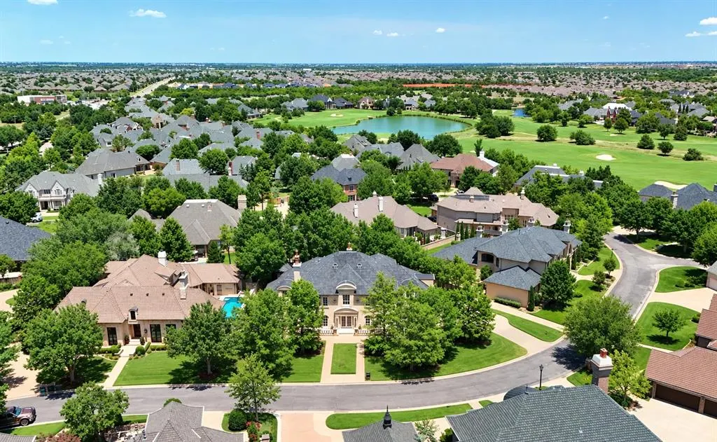 Front exterior — 5709 Mistletoe Court, Oklahoma City, OK 73142