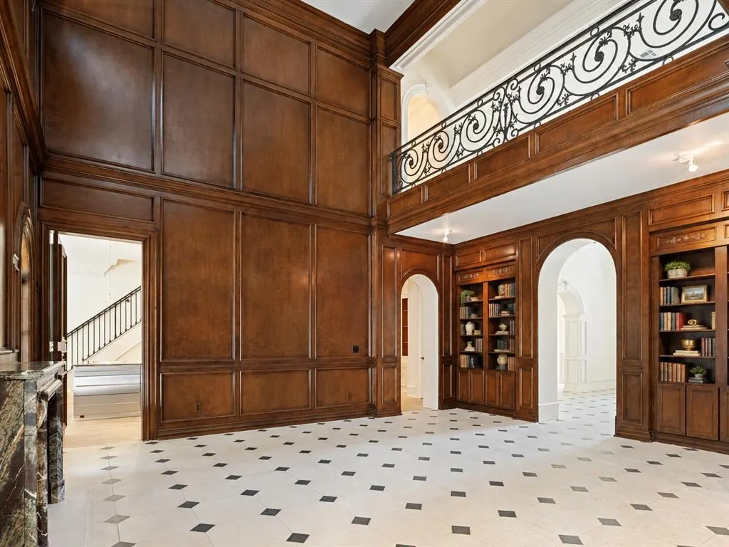 Photo 17 — 5709 Mistletoe Court, Oklahoma City, OK 73142