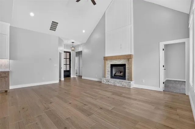Photo 6 — 10404 SW 49th Street, Mustang, OK 73064