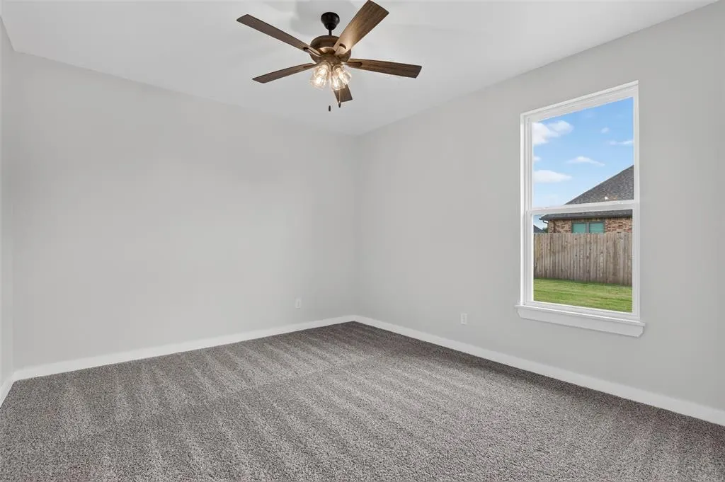Photo 29 — 10404 SW 49th Street, Mustang, OK 73064