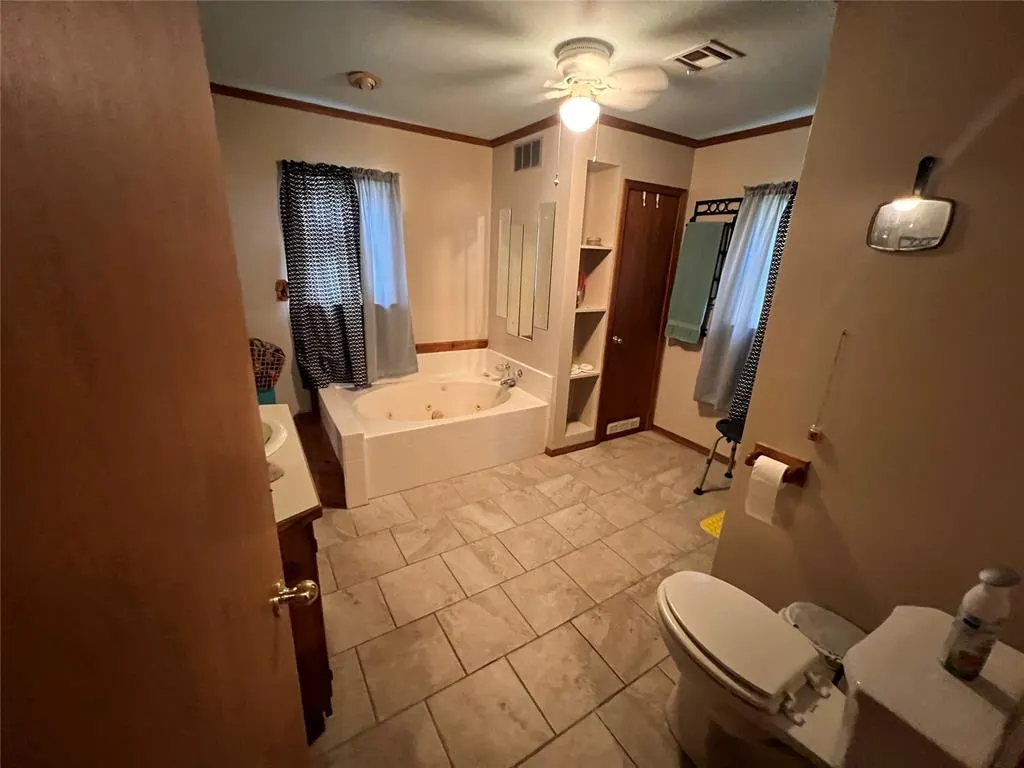 Photo 25 — 801 N 2nd Street, Seminole, OK 74868