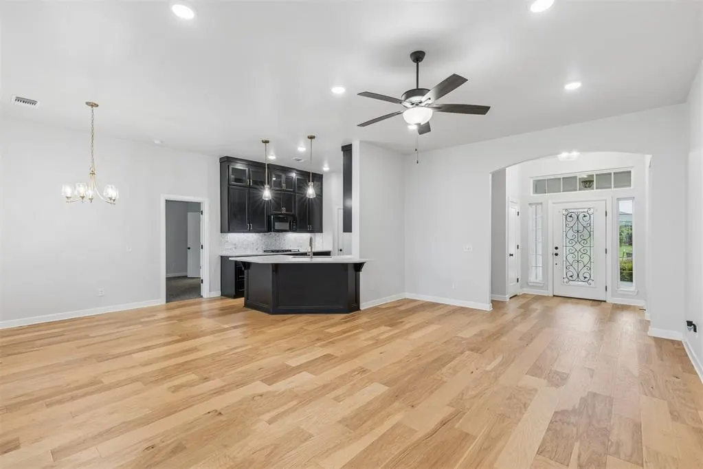 Photo 3 — 612 Firefork Avenue, Yukon, OK 73099