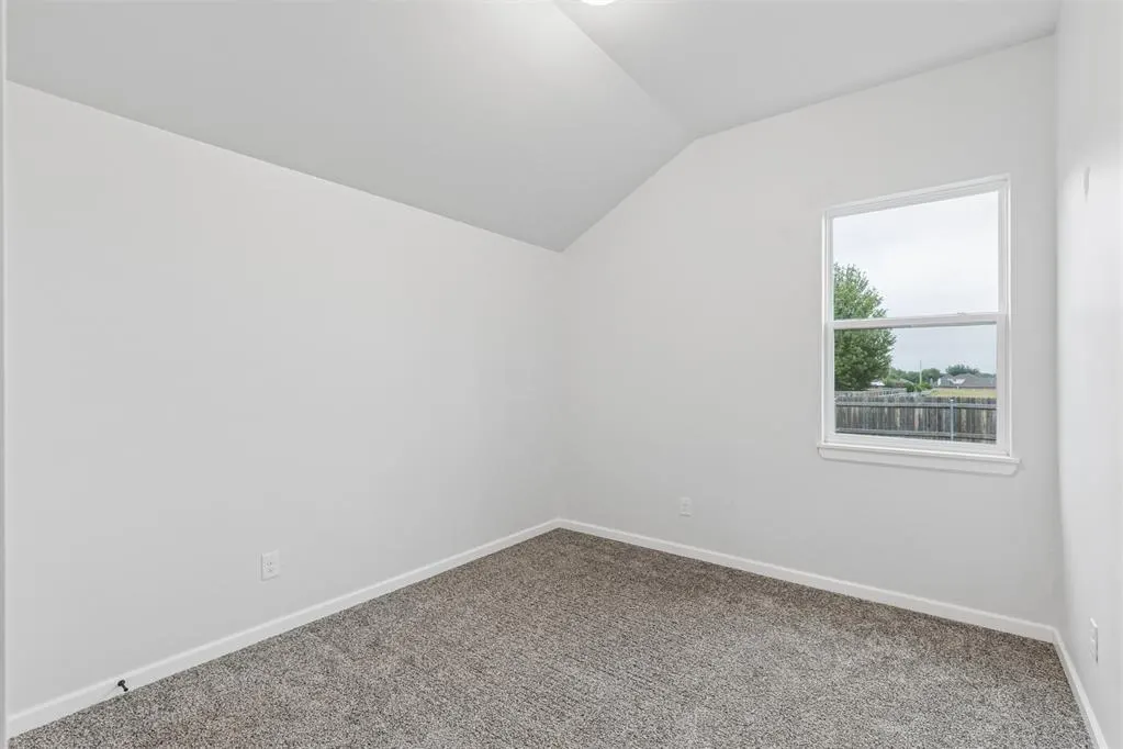 Photo 9 — 612 Firefork Avenue, Yukon, OK 73099