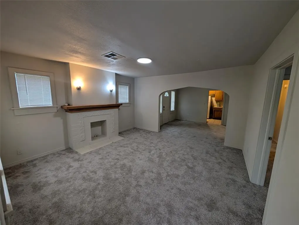 Photo 4 — 1601 NE 18th Street, Oklahoma City, OK 73111