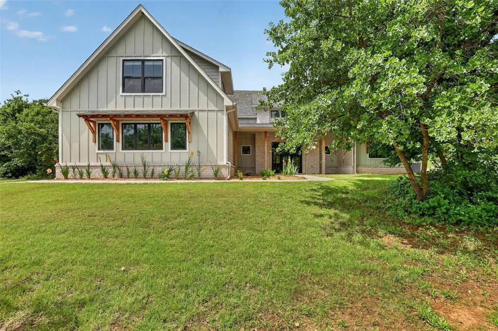 Photo 4 — 1125 Wildflower Loop, Cache, OK 73527