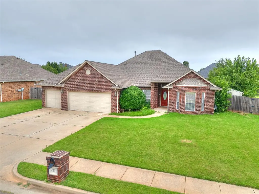 Photo 2 — 2321 SW 94th Street, Oklahoma City, OK 73159