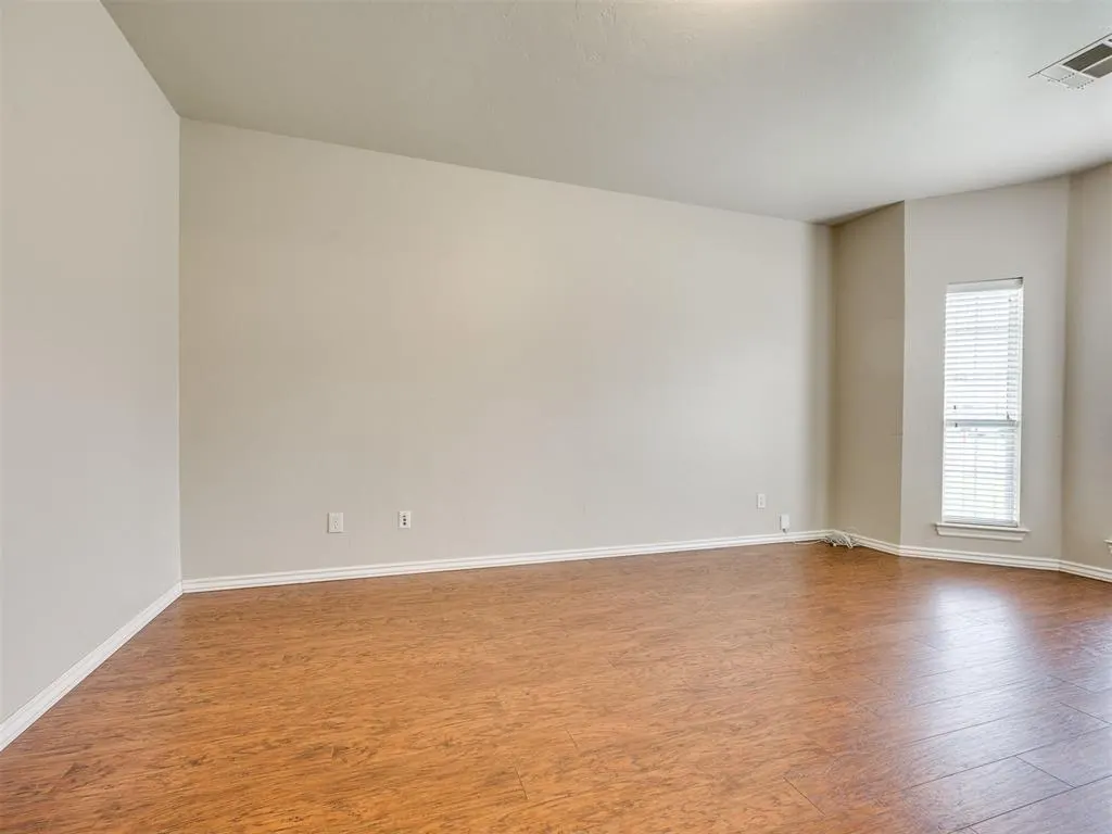 Photo 14 — 2321 SW 94th Street, Oklahoma City, OK 73159