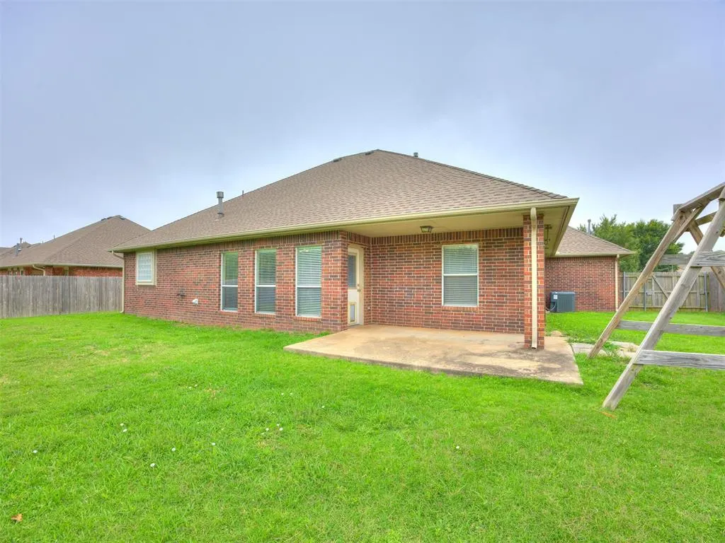 Photo 41 — 2321 SW 94th Street, Oklahoma City, OK 73159