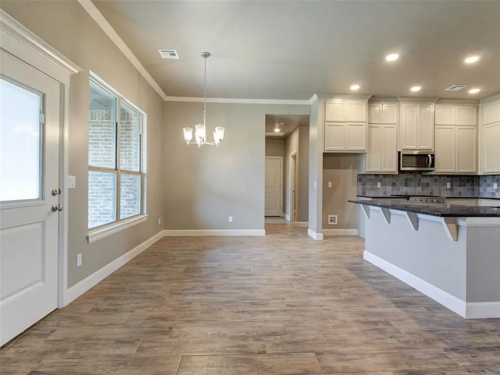 Photo 12 — 8681 Oak Tree Circle, Edmond, OK 73025