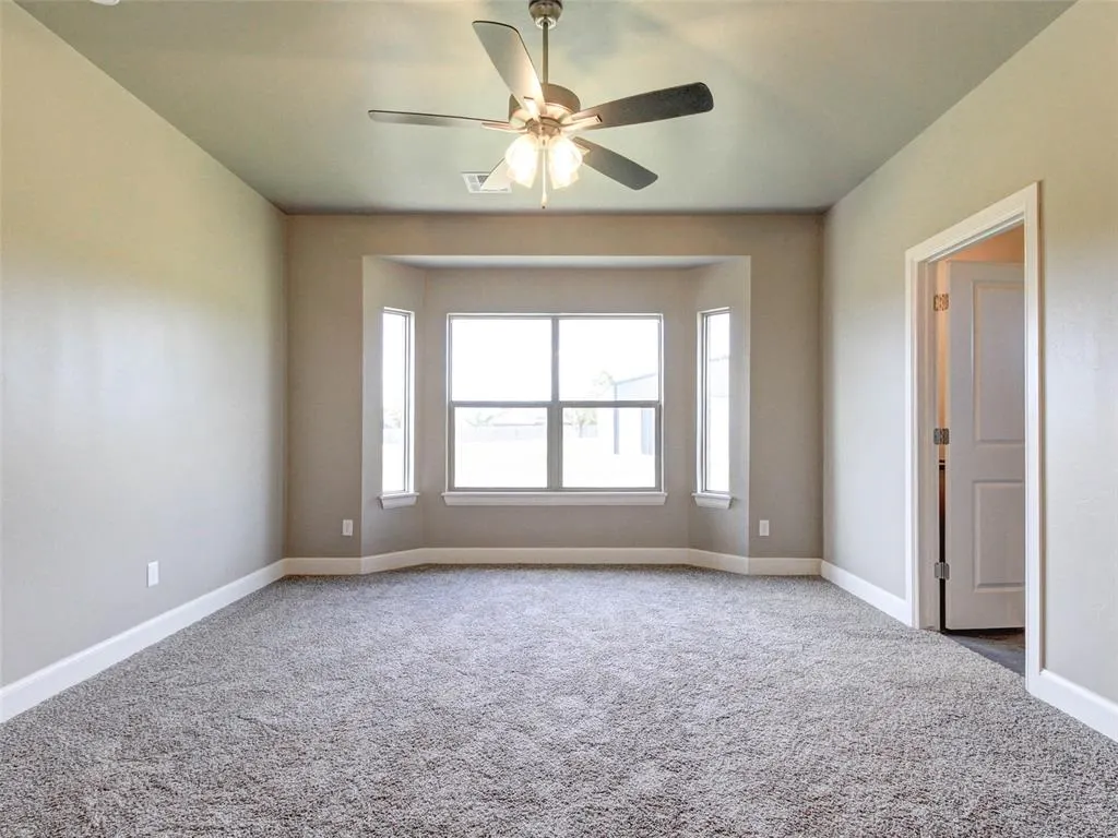 Photo 17 — 8681 Oak Tree Circle, Edmond, OK 73025