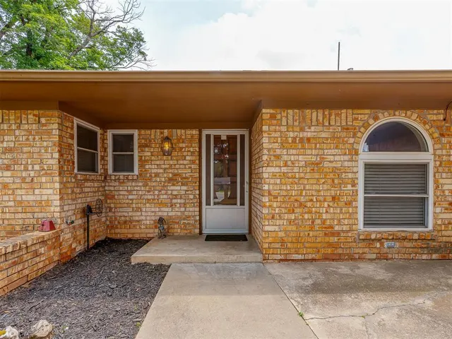 Photo 4 — 149 Orchard Drive, Chickasha, OK 73018