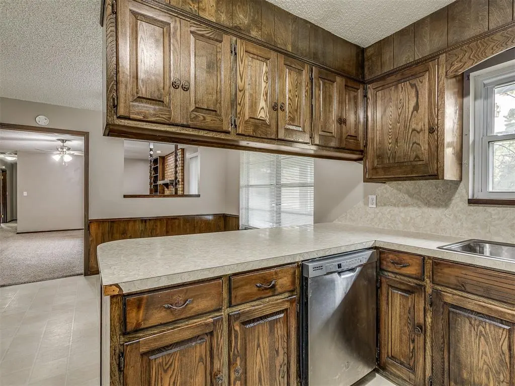Photo 12 — 149 Orchard Drive, Chickasha, OK 73018