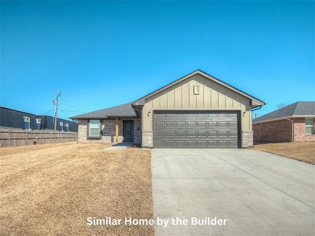 Photo 2 — 916 NW 95th Street, Oklahoma City, OK 73114