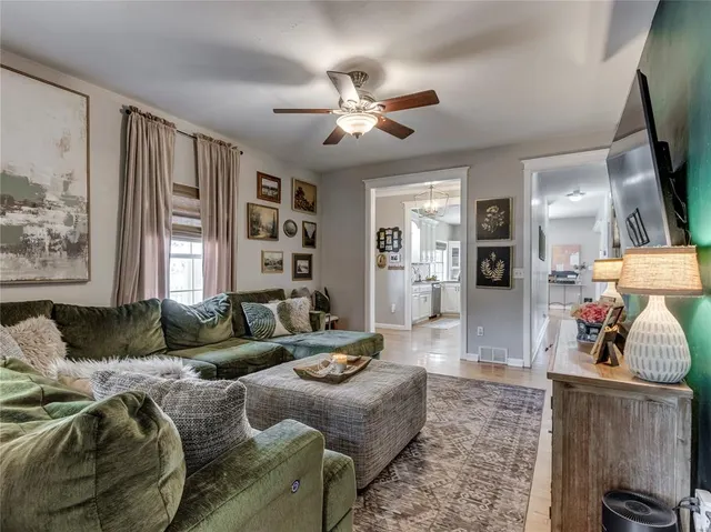 Photo 8 — 7001 NW 42nd Street, Bethany, OK 73008
