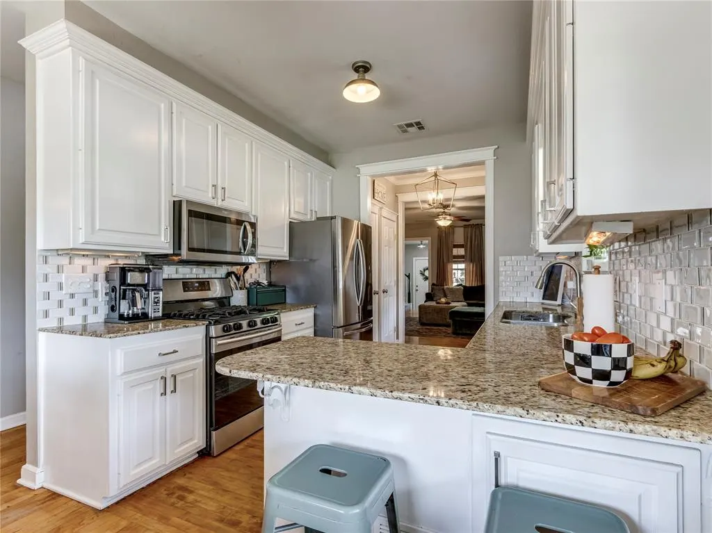 Photo 12 — 7001 NW 42nd Street, Bethany, OK 73008