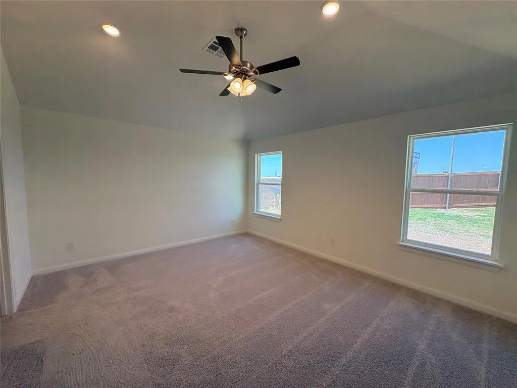 Photo 6 — 2301 SE 89th Terrace, Oklahoma City, OK 73160