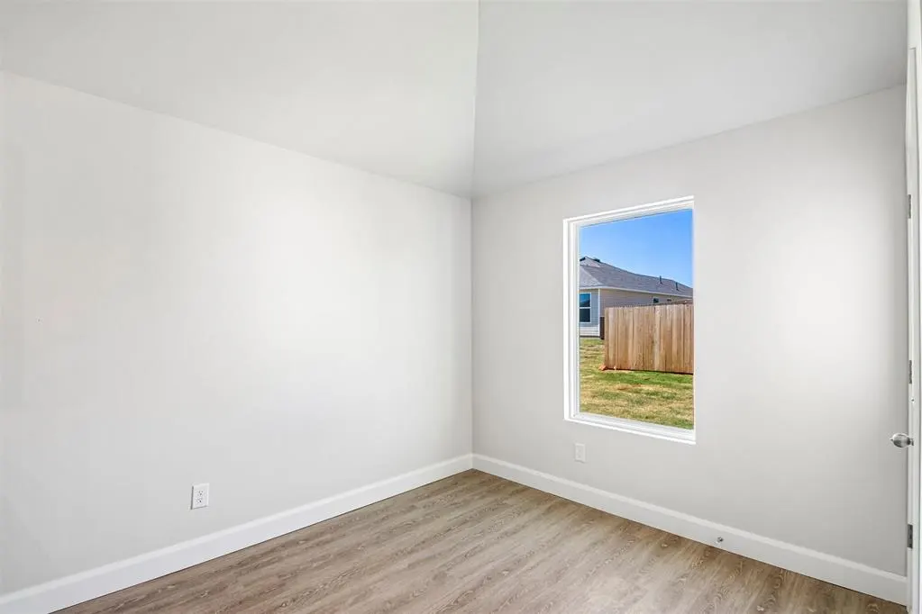 Photo 15 — 937 S Buffalo Lane, Mustang, OK 73064