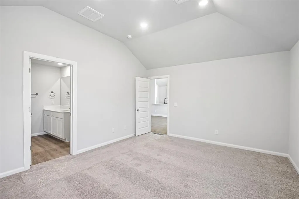 Photo 18 — 937 S Buffalo Lane, Mustang, OK 73064