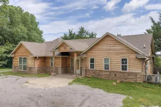 Sold home at 4000 N Country Club Road