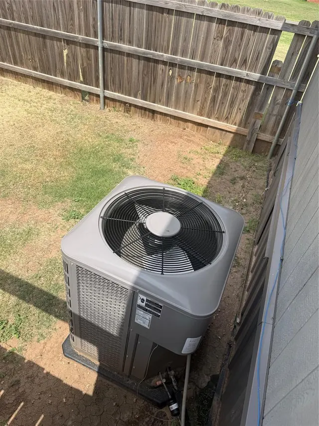 Photo 2 — 313 N BROADWAY Street, Duke, OK 73532