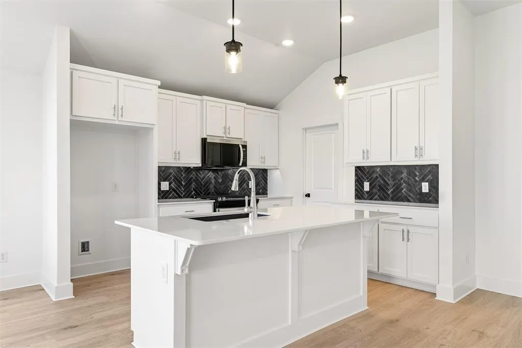 Photo 9 — 3804 Eureka Drive, Norman, OK 73069