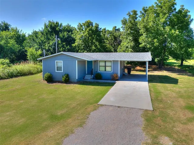 Photo 3 — 10820 NE 48th Street, Spencer, OK 73084
