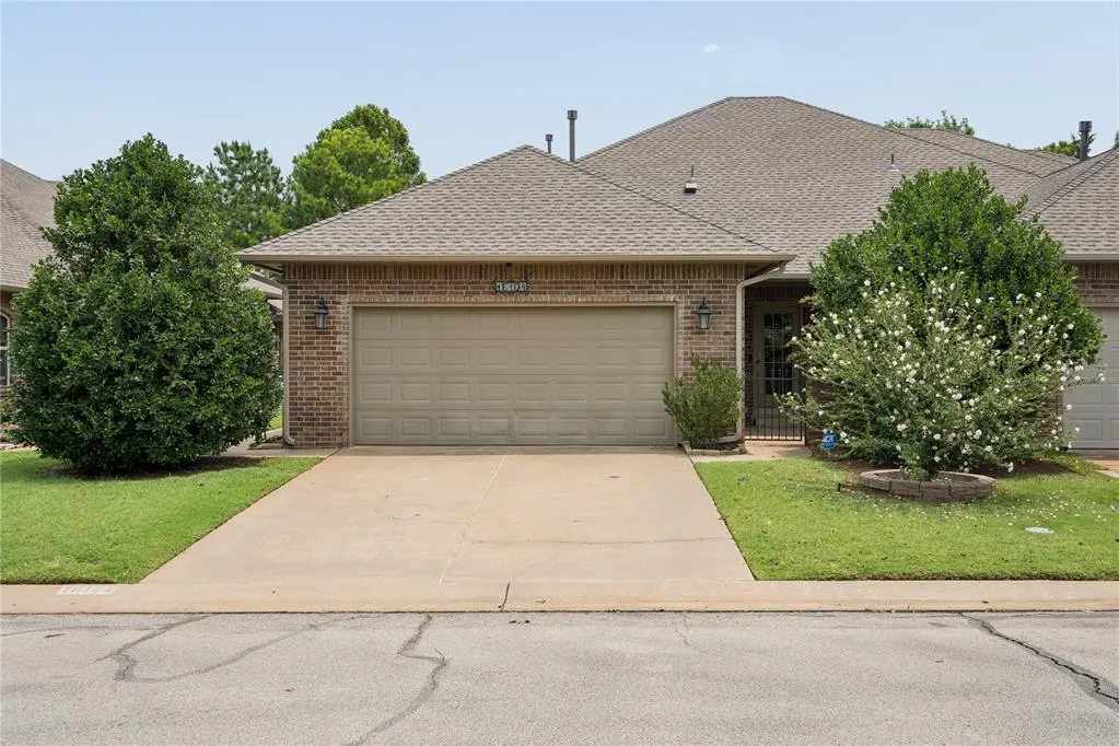 Front exterior — 16104 Vintage Court, Edmond, OK 73013