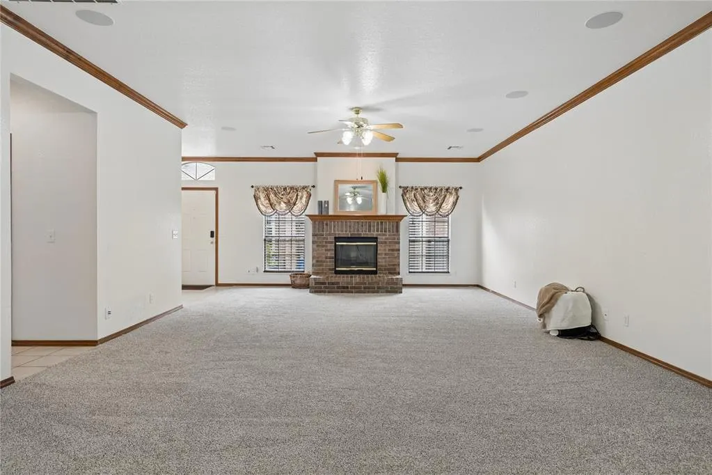 Photo 3 — 16104 Vintage Court, Edmond, OK 73013