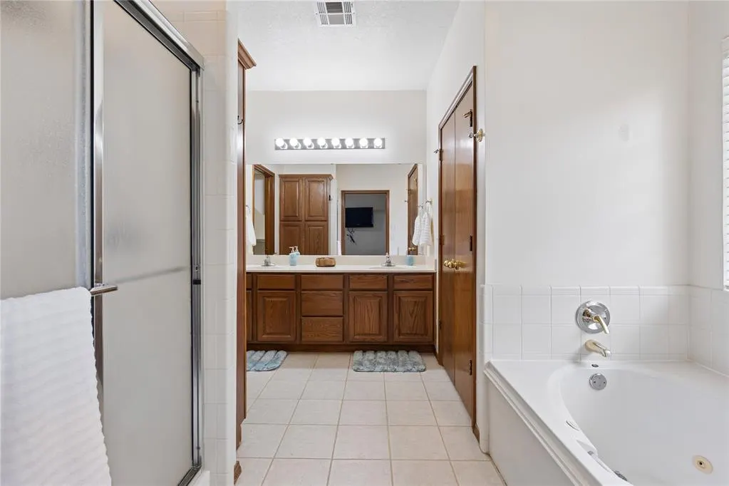 Photo 32 — 16104 Vintage Court, Edmond, OK 73013