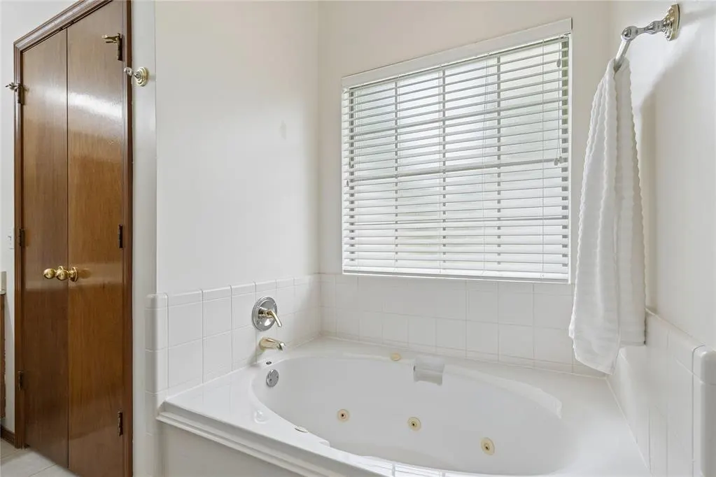 Photo 37 — 16104 Vintage Court, Edmond, OK 73013