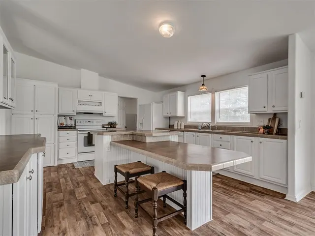 Photo 7 — 206 N Pine Street, Crescent, OK 73028