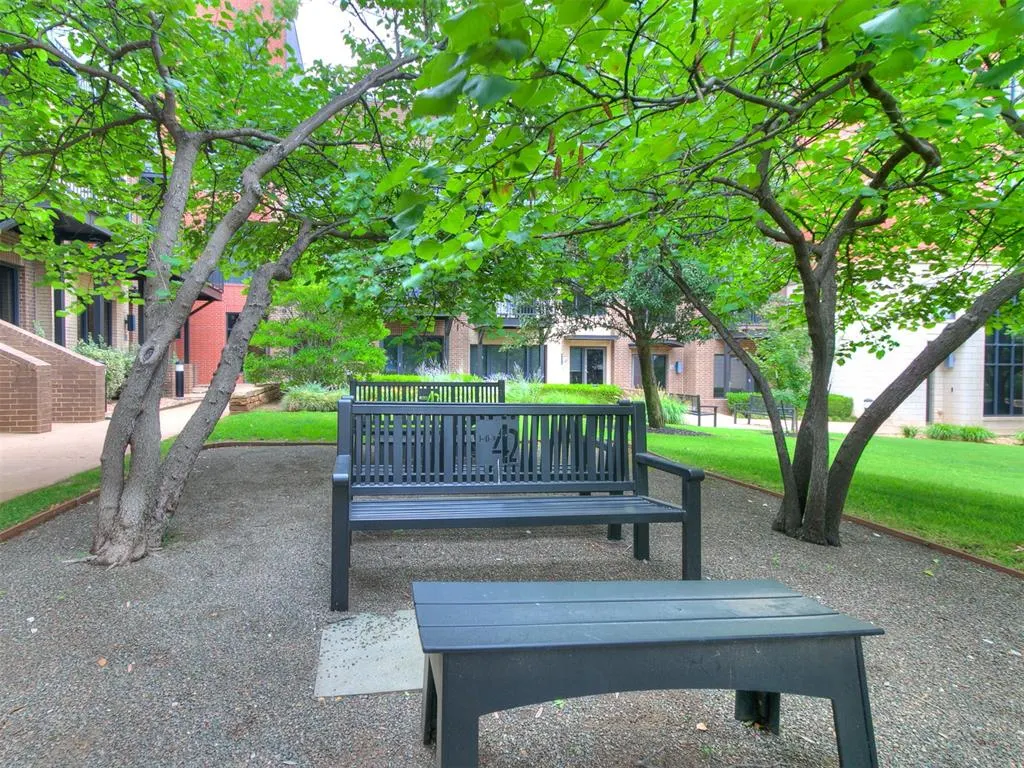 Photo 27 — 241 NE 4th Street 3, Oklahoma City, OK 73104