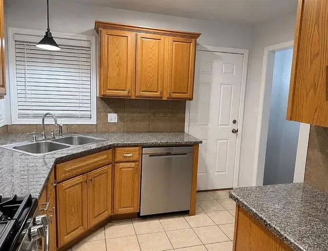 Photo 4 — 124 E Pratt Drive, Midwest City, OK 73110